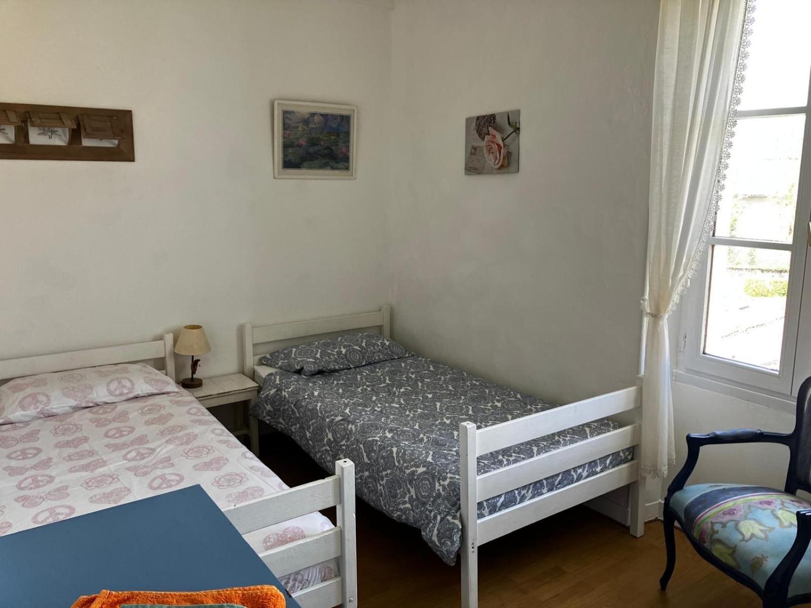 Gite Des Roses Oradour-Fanais Ngoại thất bức ảnh
